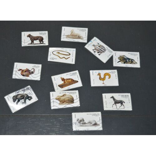 Lot 12 Timbres Obliteres "Les Animaux Dans L"Art"