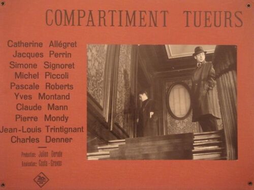 Compartiment Tueurs - Photo Prestige Cartonnée - Format 30x40 Cm - De Costa-Gavras Avec Yves Montand, Jacques Perrin, Catherine Allégret, Pierre Mondy, Claude Mann, Simone Signoret, Piccoli - 1965
