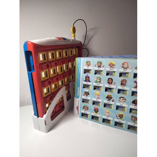 Jeu De Société "Qui Est-Ce?"