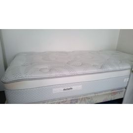 Matelas Dunlopillo L'Eternité en latex 90 x 190
