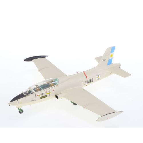 Aermacchi Mb-326 Modélisme Militaire Maquette Armée 1/48