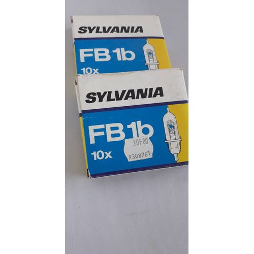 LOT de 2 boites lampes FLASH SYLVANIA FB1b