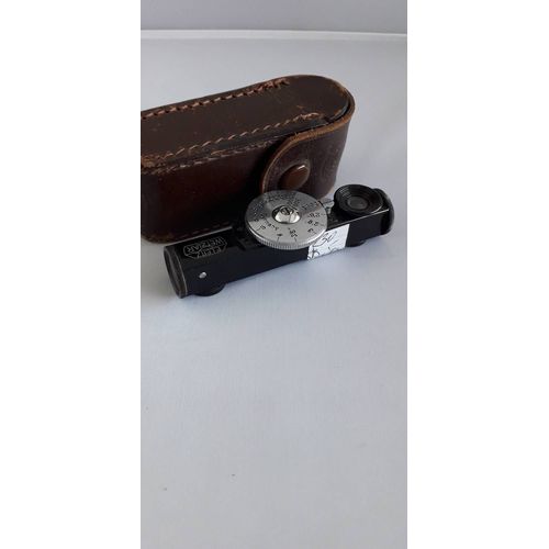 LEITZ WETZLAR TELEMETRE FODIS NOIR En pieds LEICA