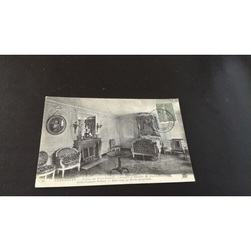 Carte Postale Versailles Palais Du Petit Trianon Chambre A Coucher De Marie Antoinette En L'état Sur Les Photos