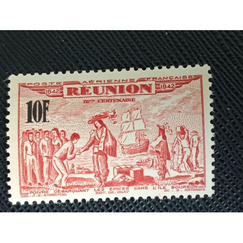 Timbre France / Reunion Y T 22 300e Anni De La Colonisation Française À La Réunion 1943 ( 090909 )