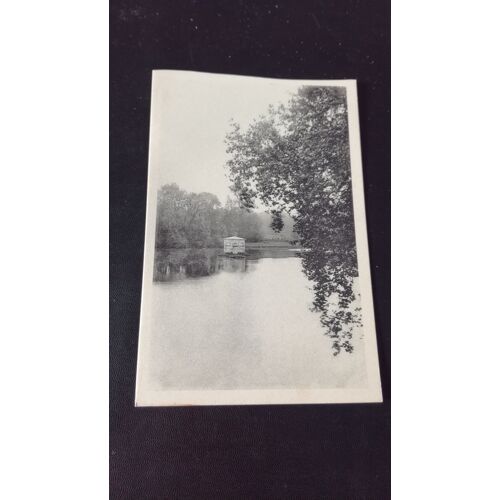 Carte Postale Chateau De Fontainebleau Etang Des Carpes En L'état Sur Les Photos
