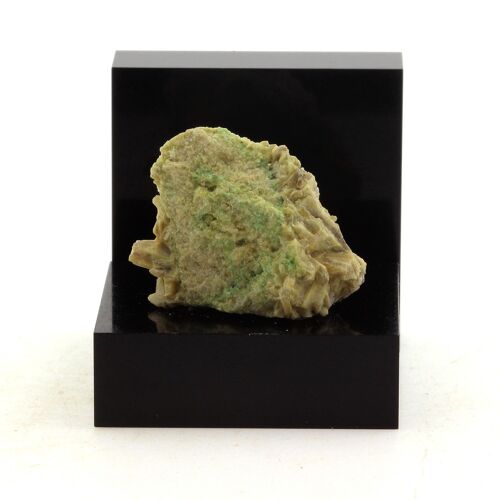 Mussite. 29.0 Ct. Estrie, Québec, Canada.