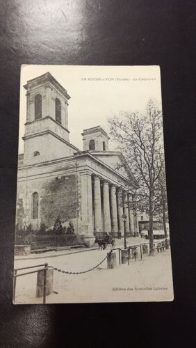 Carte Postale Vendee La Roche Sur Yon La Cathedrale En L'état Sur Les Photos