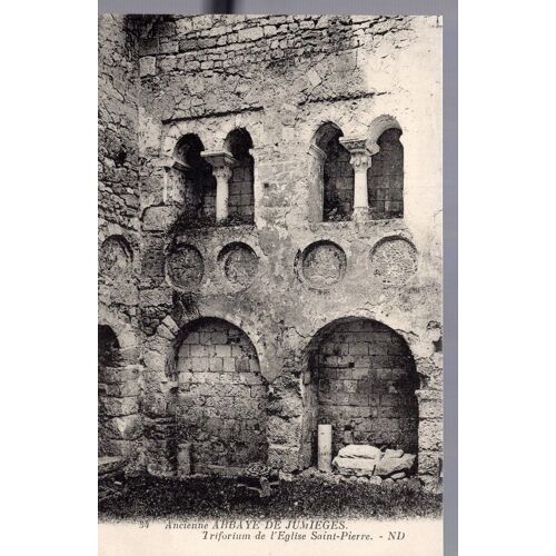 Carte Postale De Jumièges (Seine-Maritime) Abbaye De Jumièges : Triforium De L' Eglise Saint-Pierre (Réf.34)