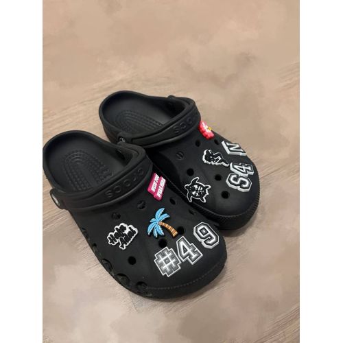 Babouche Crocs Disponible