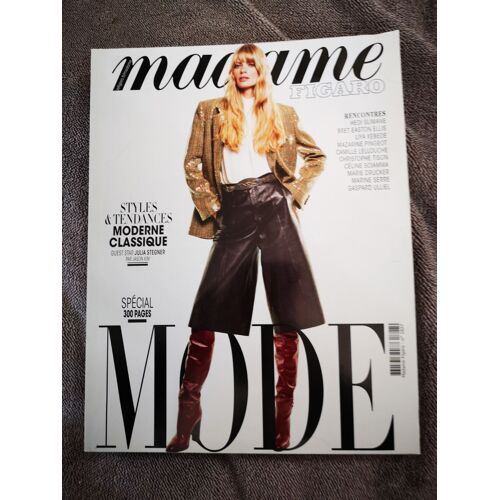 Madame Figaro N°1827 Mode - Julia Stegner - Marie Drucker - Camille Lellouche...