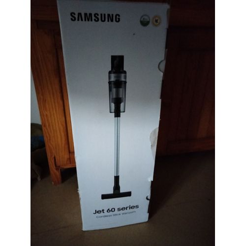 Aspirateur balais Samsung jamais utilisé