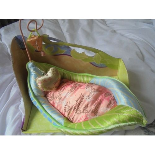 Lit / meridienne pour poupee mannequin fee fairies trixieville