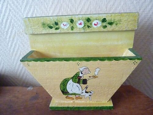 porte filtres à café ou courriers en bois peint à la main