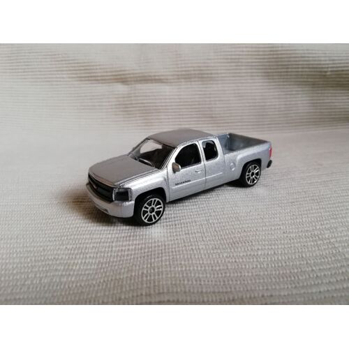 Voiture Chevrolet Silverado 1/64-Majorette