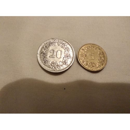 Lot De 2 Pièces De 5 Et 20 Francs Suisses Années 1980