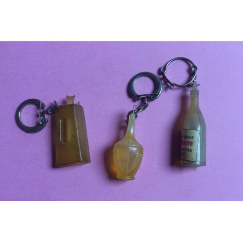 3 Portes Clefs : Bouteilles D'huile (En Plastique)