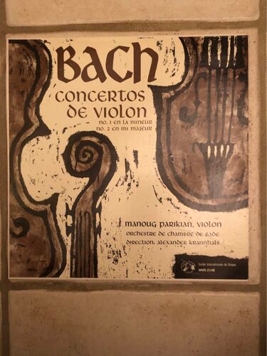 Bach Concertos De Violon No. 1 En La Mineur No. 2 En Mi Majeur Orchestre De Chambre De Bade . Direction: Alexander Krannhals . Guilde Internationale Du Disque Mms 2148