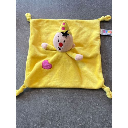 Clown BUMBA  doudou plat jaune coeur rose 24*24cm