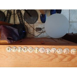 Rare : Serie De 12 Capsules Composant Le Mot Passy-Grigny!