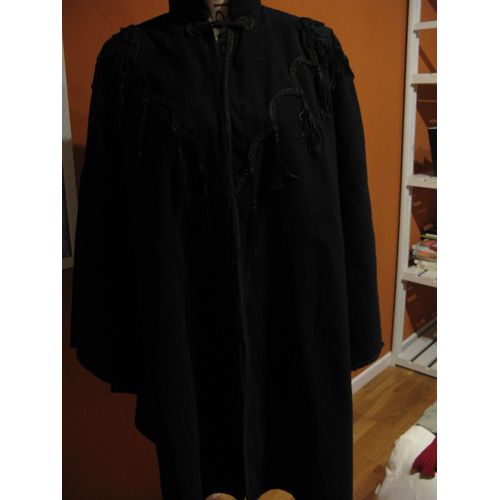 Cape Noire Femme