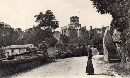 Carte Postale Ancienne Non Ecrite -N° 2 Royat- 63 - La Vieille Eglise