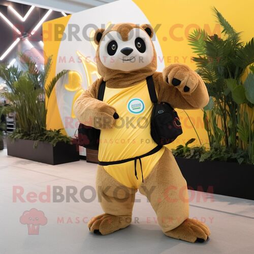 Mascotte Redbrokoly De Paresseux Doré Habillé D'un Pantalon De Yoga Et De Pochettes