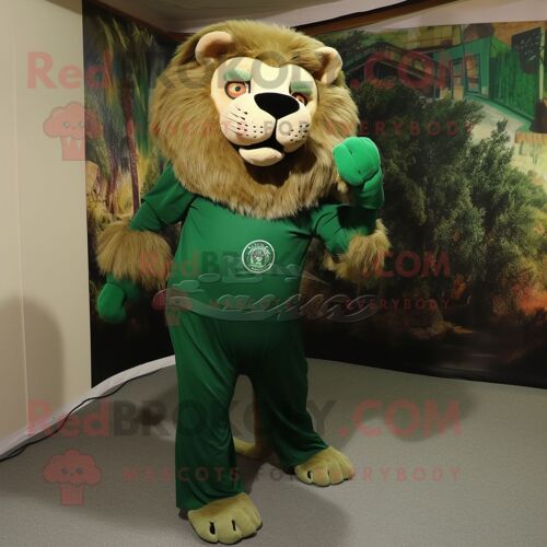 Personnage De Costume De Mascotte Redbrokoly De Lion Dompteur Vert Forêt Habillé D'une Robe Fourreau Et De Pinces À Chaussures