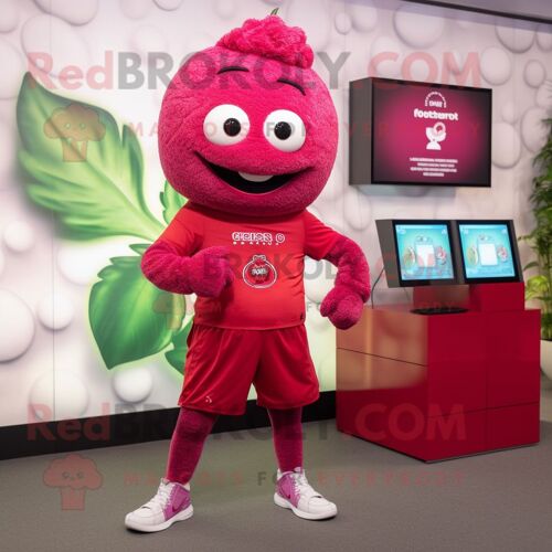 Mascotte Redbrokoly De Personnage De Costume De Framboise Rouge Habillé Avec Un Jogging Et Des Montres
