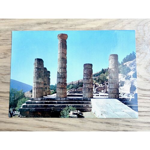 Carte Postale Grèce . Delphes. Le Temple D' Apollon. Date De 1970. Monument De L'histoire.