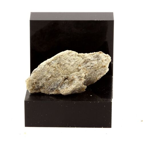 Pyroxmanganite. 29.67 Ct. Montauban, Québec, Canada.