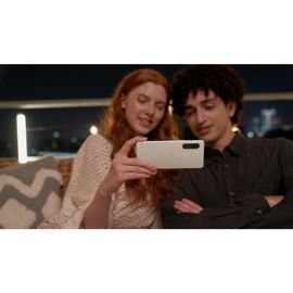 Smartphone Sony Xperia 5 IV Presque Neuf - 128 Go, 8 Go RAM, Snapdragon 8 Gen 1, écran OLED 6.1", 5G, Débloqué !