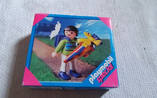Playmobil Spécial 4618 Enfant Avec Cartable Et Cadeau