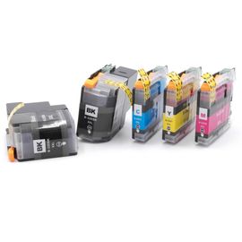 vhbw 5x cartouches remplacement pour Brother LC-22EMXXL, LC-22EM XXL, LC22EY, LC-22E M, LC-22EY, LC-22E Y pour imprimante avec puce