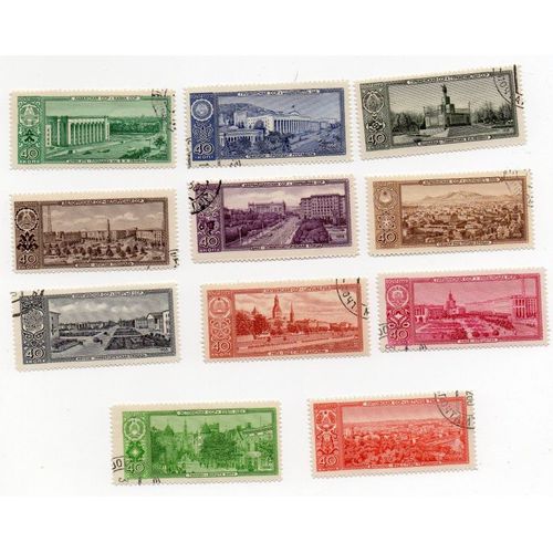 Russie- Lot De 11 Timbres Oblitérés- Sites Divers