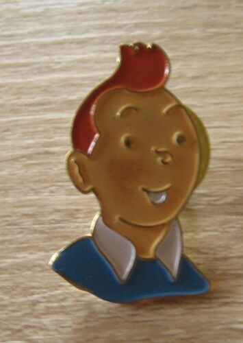 Pins Tintin. Joue Rouge. Herge, Alias Georges Remi