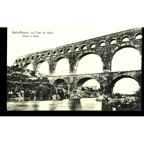 Carte Postale De Nîmes (Gard) Le Pont Du Gard