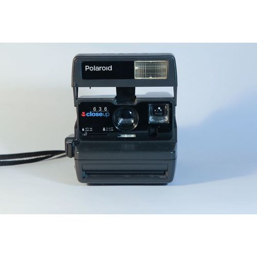 POLAROID CLOSE UP 636