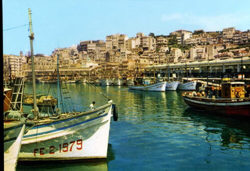 Carte Postale De Vigo (Espagne) Vue Du Berbès, Port Des Pêcheurs