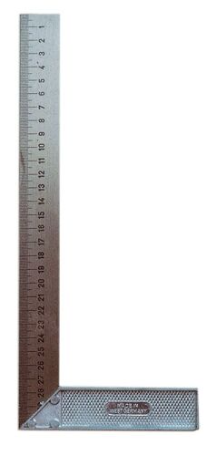 1 XeQUERRE POUR CHARPENTIERS MM.250*