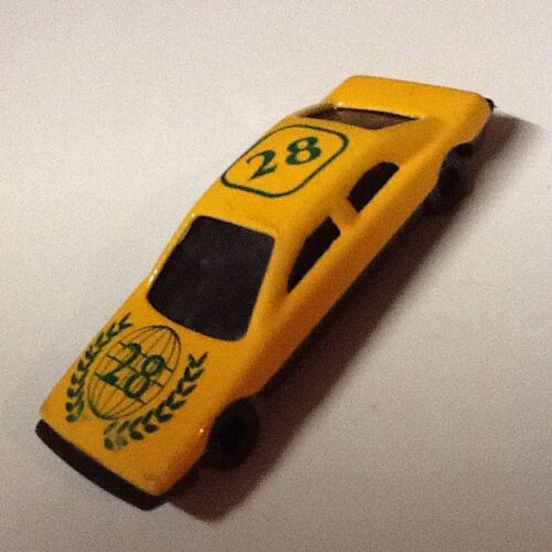 Petite Voiture Coupe Jaune Plastique