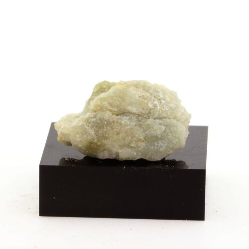 Genthite. 29.4 Ct. Orford Nickel Mine, Estrie, Québec, Canada.