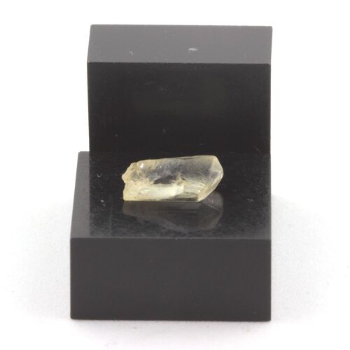 Scapolite. 1.76 Ct. Mpwapwa District, Dodoma Region, Tanzanie.