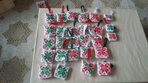 Porte Clé Ouatiné En Point Compté