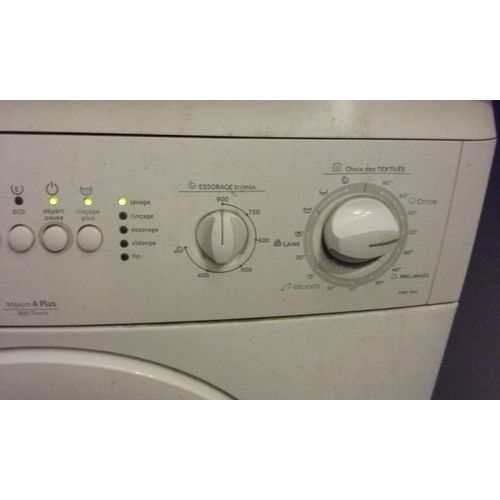 Faure FWF393 - Machine à laver - indépendant - largeur : 60 cm - profondeur : 60 cm - hauteur : 85 cm - chargement frontal - 5 kg - 900 tours/min - blanc