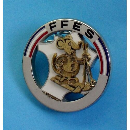 13422 // 1 Broche : F.F.E.S / Fédération Française Enseignants Du Ski / La Souris / Blanche . (Fournier)