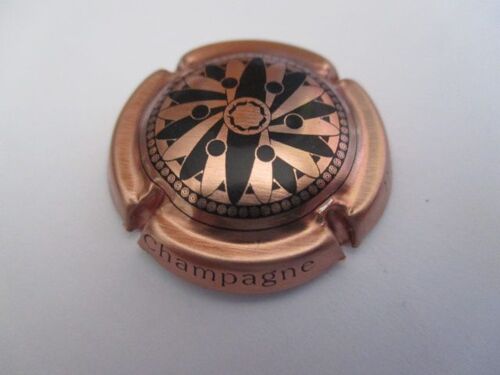 Capsule De Champagne Haton Et Fils À Damery.