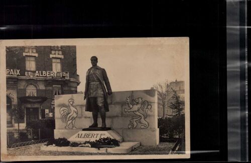 Carte Postale Saint-Quentin - Monument Albert I°, Place Du 8 Octobre En L'état Sur Les Photos