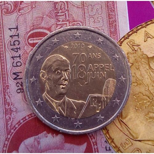 Pièce De 2 Euros Commémoratives 2010 Thème: 70è Anniversaire De L'appel Du 18 Juin Du Général De Gaulle, Très Rares # 0114bis-Eu.