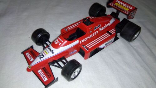Formule 1 Bburago Pioneer-Bburago